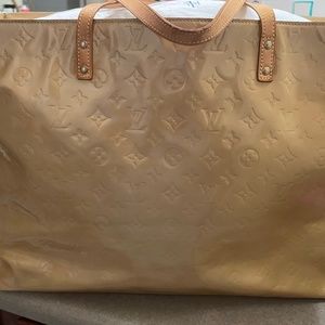 Louis Vuitton Reade GM